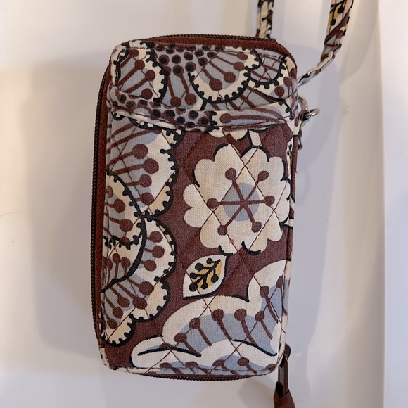 Vera Bradley Wristlet - Picture 3 of 4